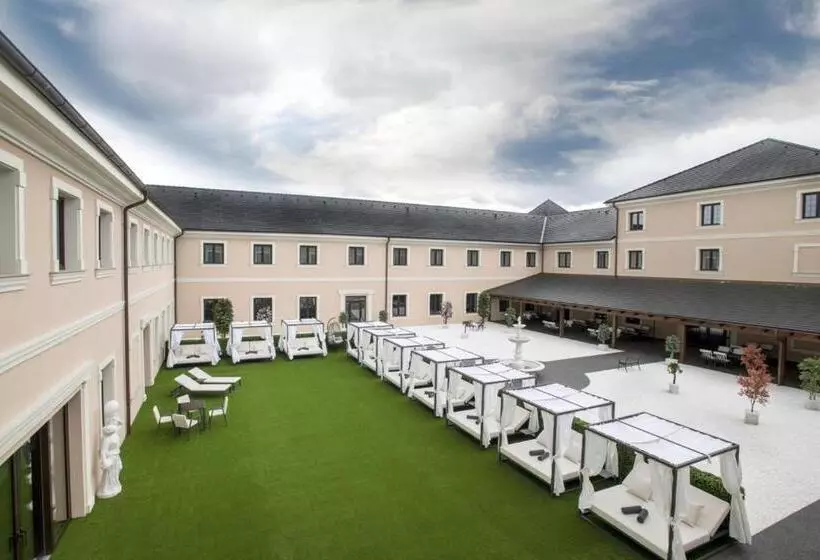 Hotelli Château šanov