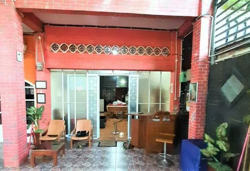 ホテル Katawa Guest House Syariah