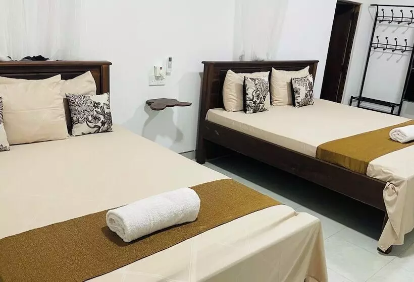 Hotelli Sigiri Suncap Cottage