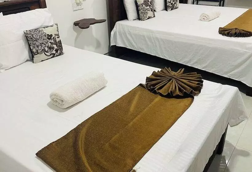 Hotelli Sigiri Suncap Cottage