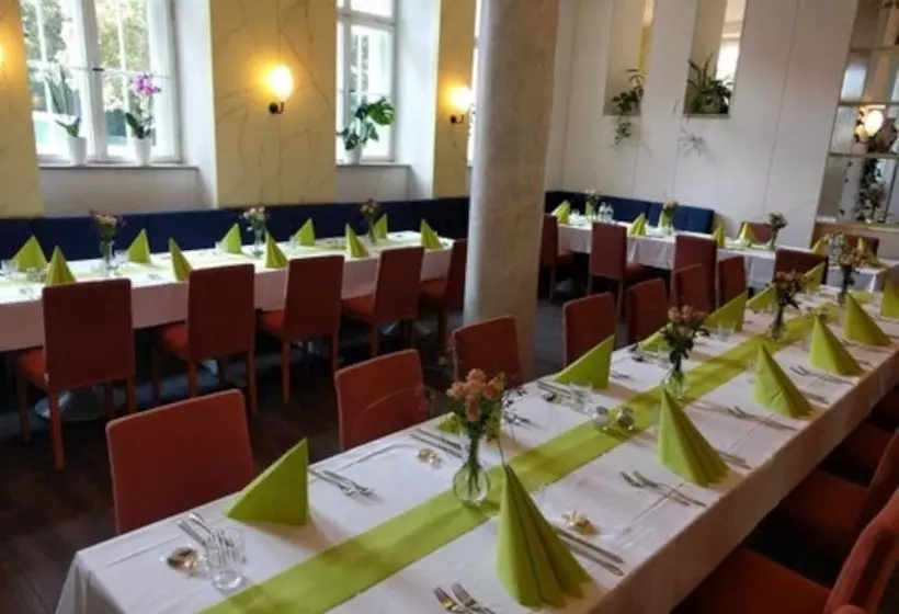 Hotelli Tagungshaus Reimlingen