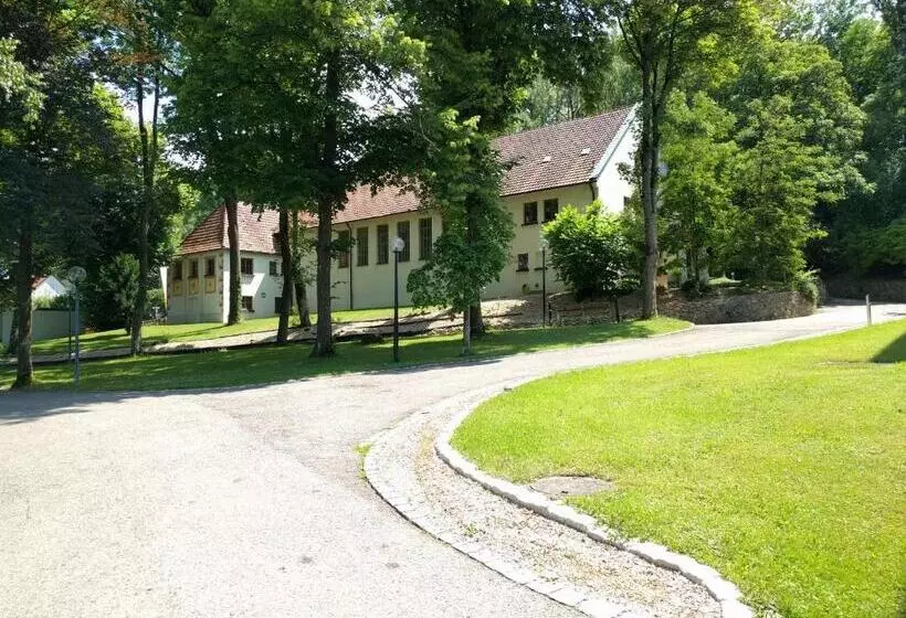 Hotelli Tagungshaus Reimlingen