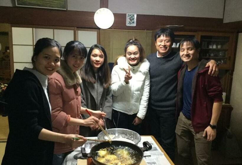 Pensjonat ゲストハウスやごろう