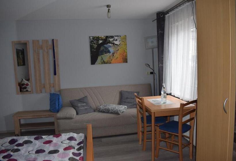 Пансион Gaststätte Marktstübchen