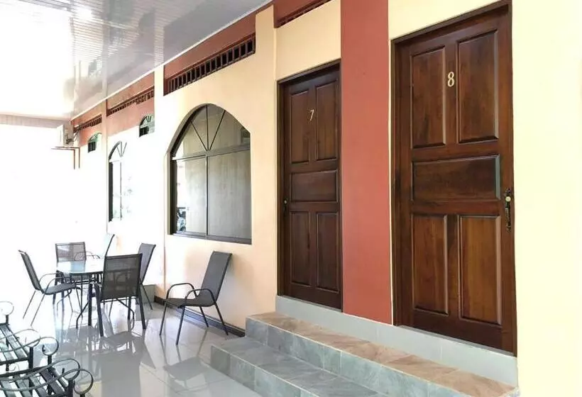 Majatalo Hospedaje Adrimaran