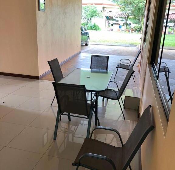 膳宿费 Hospedaje Adrimaran