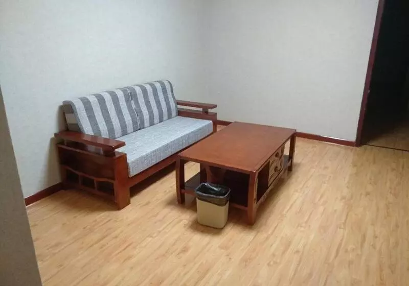 Thank Inn Chain Hotel Qinghai Yushu County Kangba Commercial City