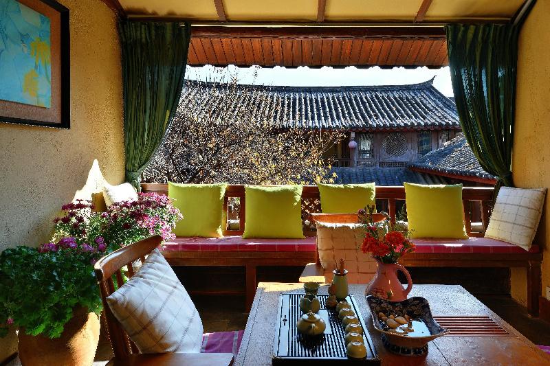 Otel Blossom Hill Inn Lijiang Neverland