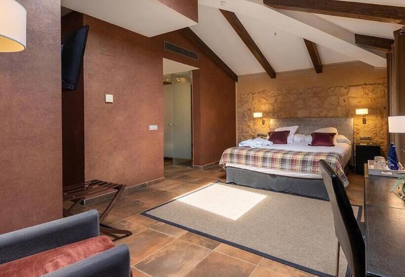 Отель Castilla Termal Burgo De Osma