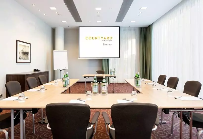Hotel Courtyard By Marriott Bremen