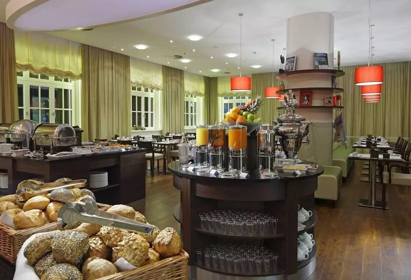 Hotel Courtyard By Marriott Bremen