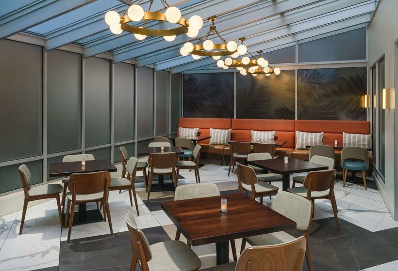 Doubletree By Hilton Hotel New York City Chelsea