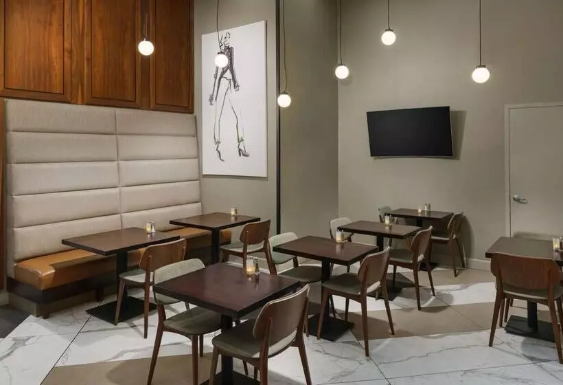 Doubletree By Hilton Hotel New York City Chelsea