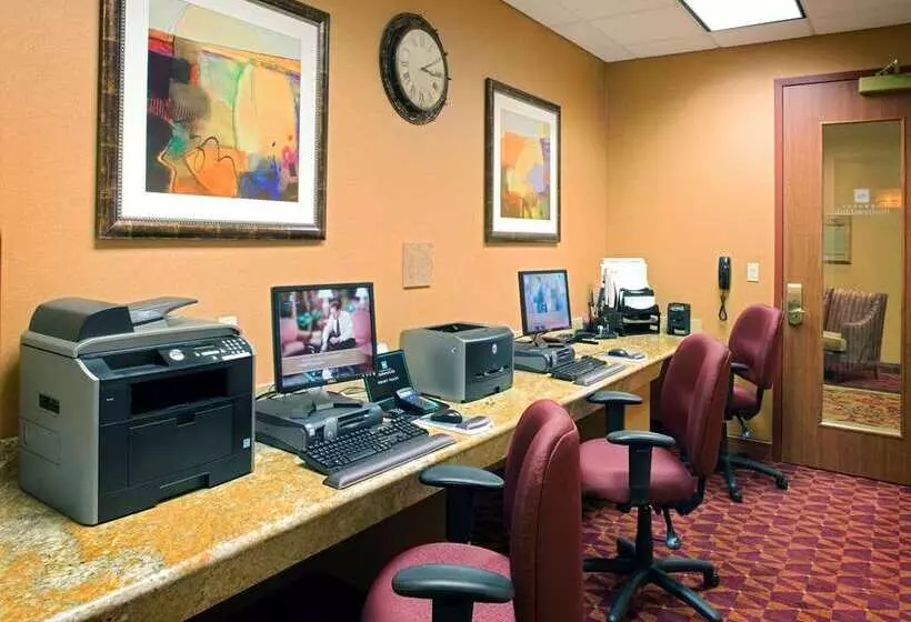 호텔 Embassy Suites By Hilton E Peoria Riverfront Conf Center