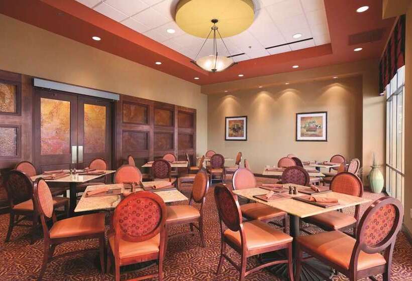 酒店 Embassy Suites By Hilton E Peoria Riverfront Conf Center