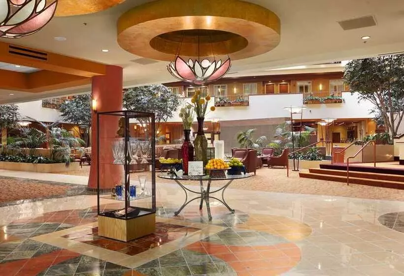 호텔 Embassy Suites By Hilton E Peoria Riverfront Conf Center