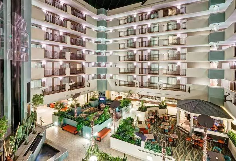 Hotelli Embassy Suites By Hilton Fort Myers Estero