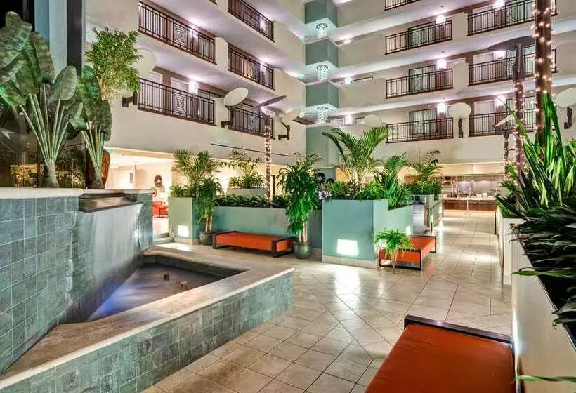 Hotelli Embassy Suites By Hilton Fort Myers Estero