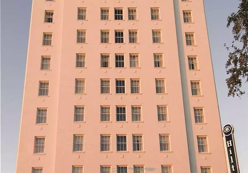 هتل Hilton Baton Rouge Capitol Center