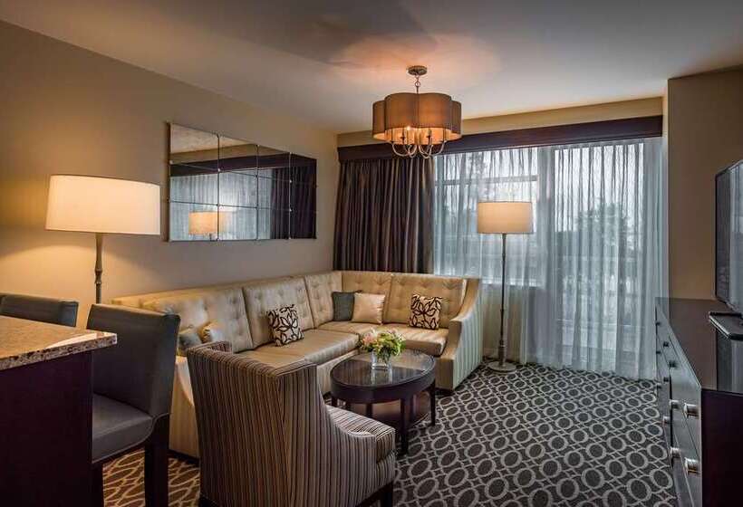 ホテル Hilton Baton Rouge Capitol Center