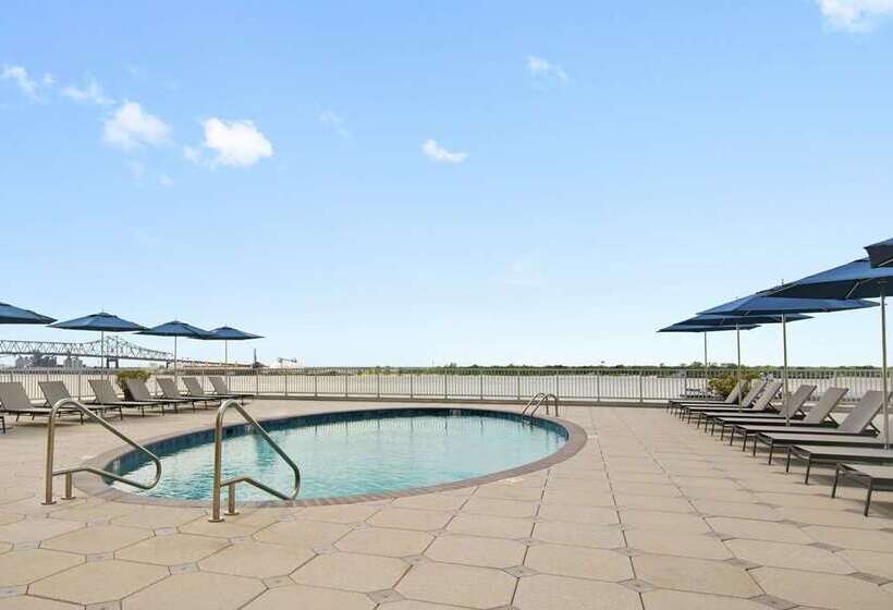 ホテル Hilton Baton Rouge Capitol Center