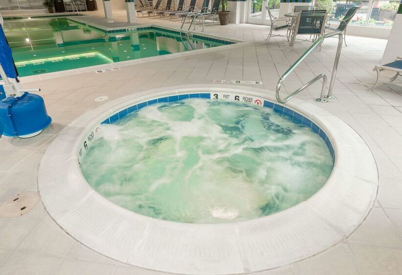 فندق Hilton Garden Inn Buffalo Airport