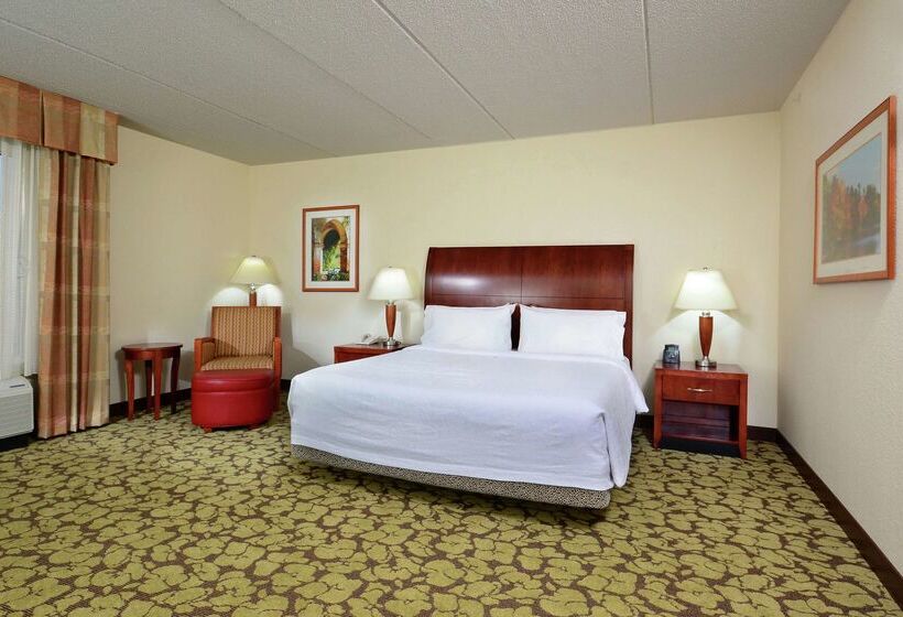 فندق Hilton Garden Inn Raleigh Capital Blvd I540