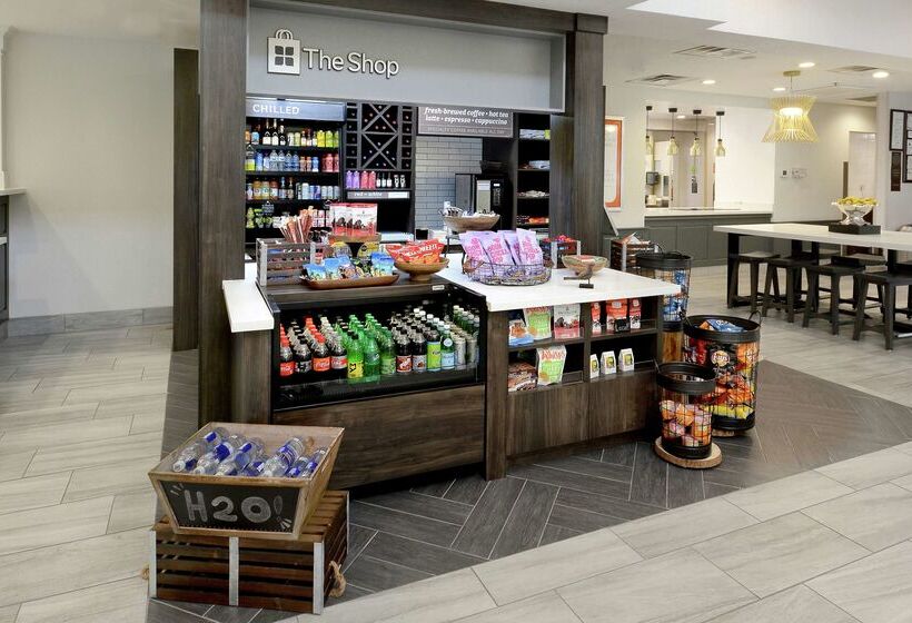 فندق Hilton Garden Inn Raleigh Capital Blvd I540