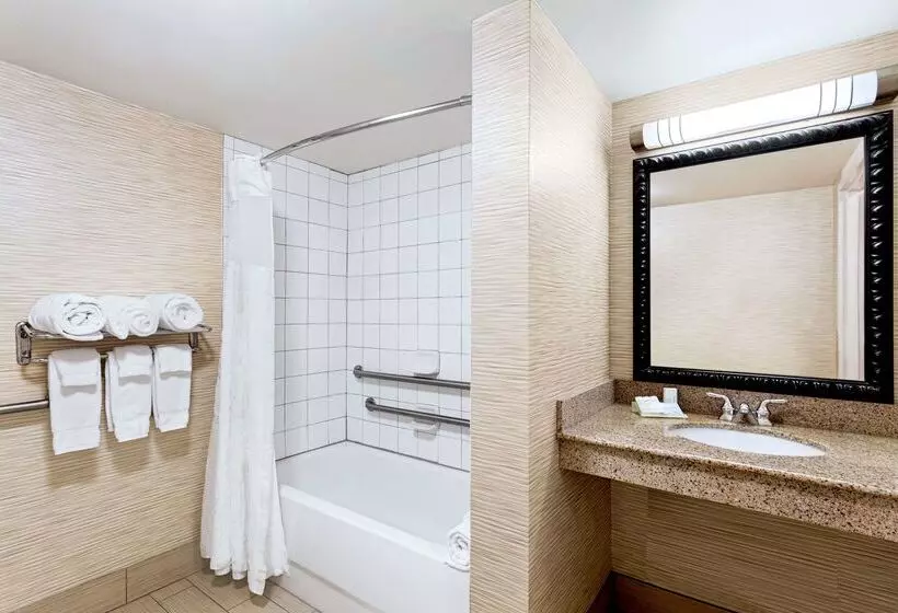 فندق Hilton Garden Inn Tuscaloosa