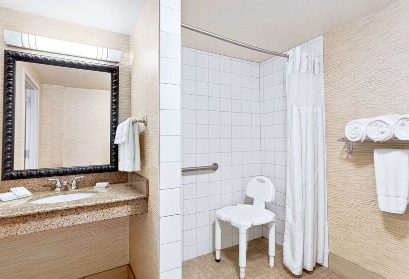 فندق Hilton Garden Inn Tuscaloosa