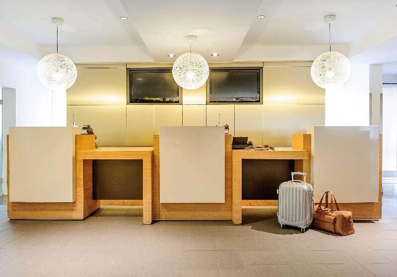 Hotel Ibis Stuttgart Airport Messe