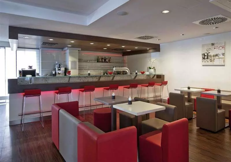 호텔 Ibis Stuttgart Airport Messe