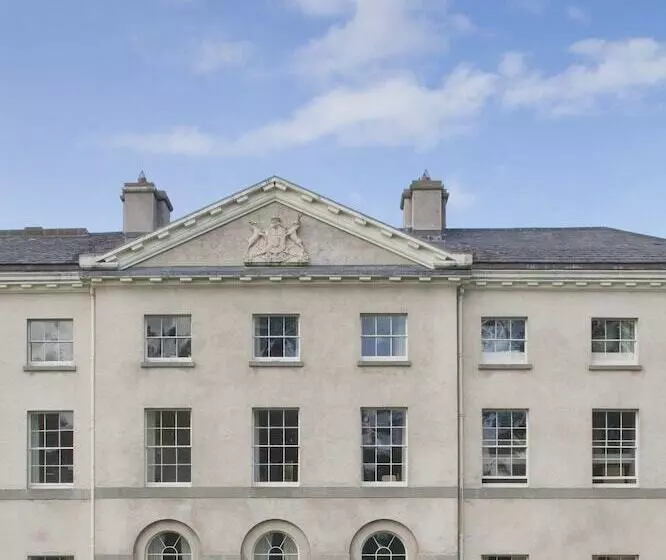 酒店 Farnham Estate Spa And Golf Resort