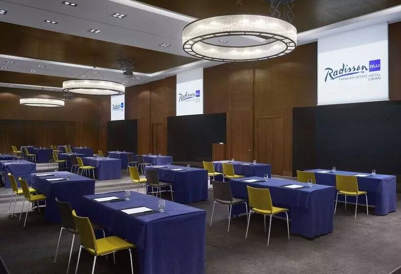 酒店 Farnham Estate Spa And Golf Resort