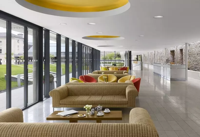 酒店 Farnham Estate Spa And Golf Resort