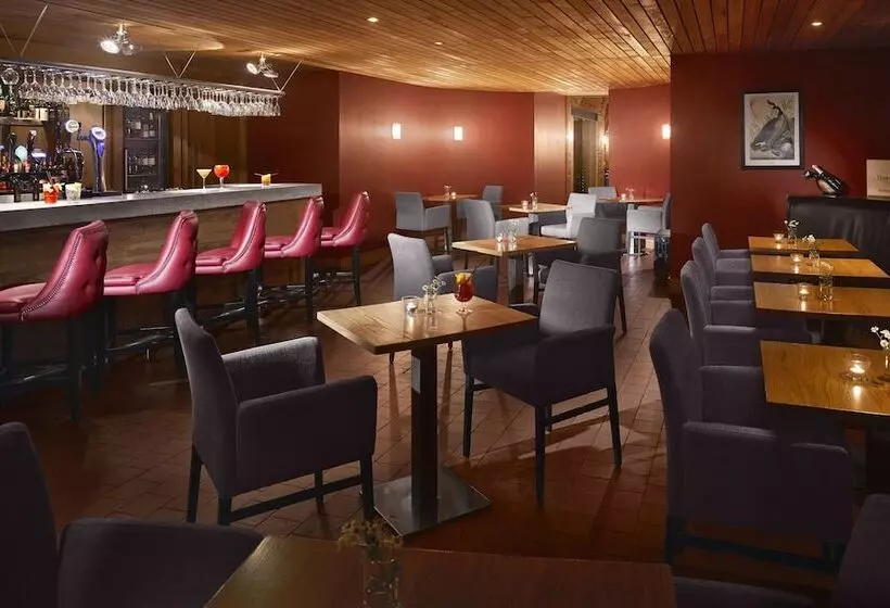 酒店 Farnham Estate Spa And Golf Resort