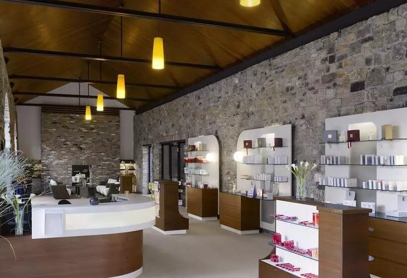 酒店 Farnham Estate Spa And Golf Resort