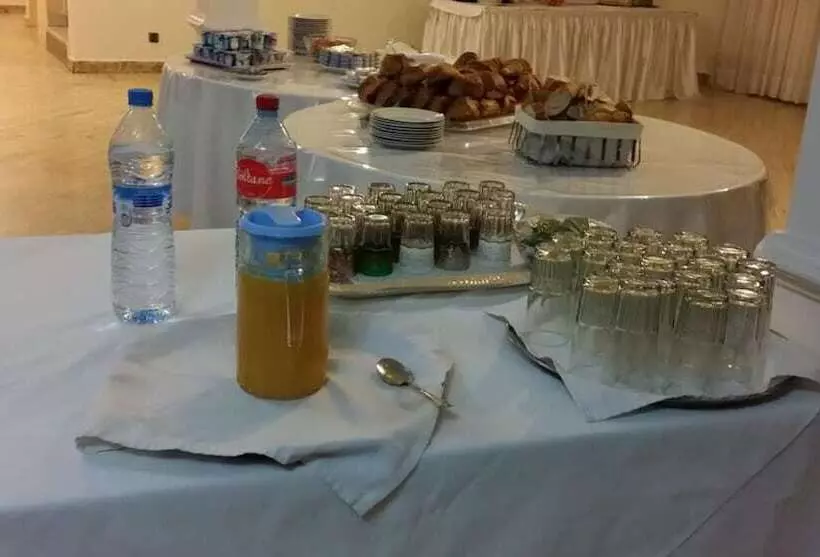 Отель Sahara Line