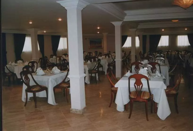 Отель Sahara Line