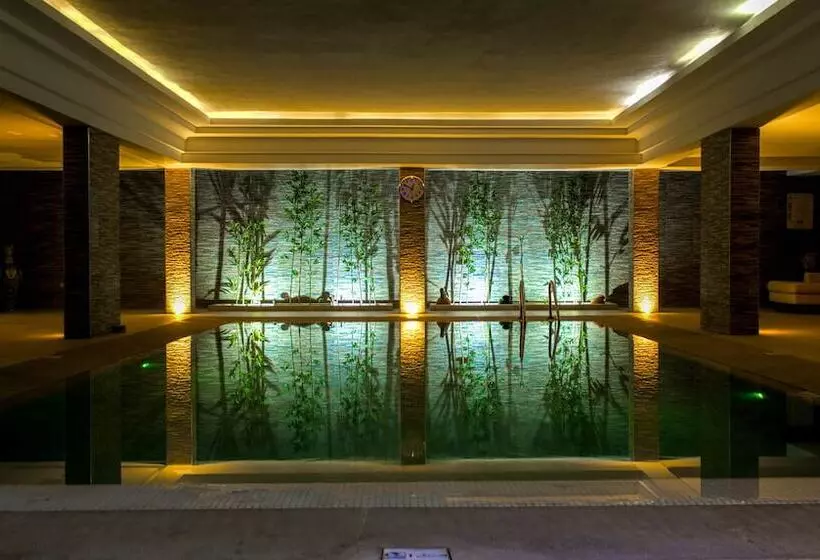 Zalagh Kasbah Hotel & Spa