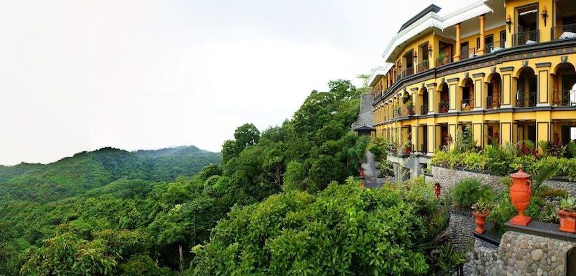 فندق Zephyr Palace Luxury