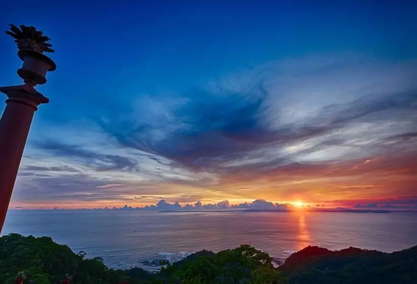 호텔 Zephyr Palace Luxury