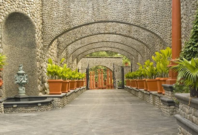 فندق Zephyr Palace Luxury