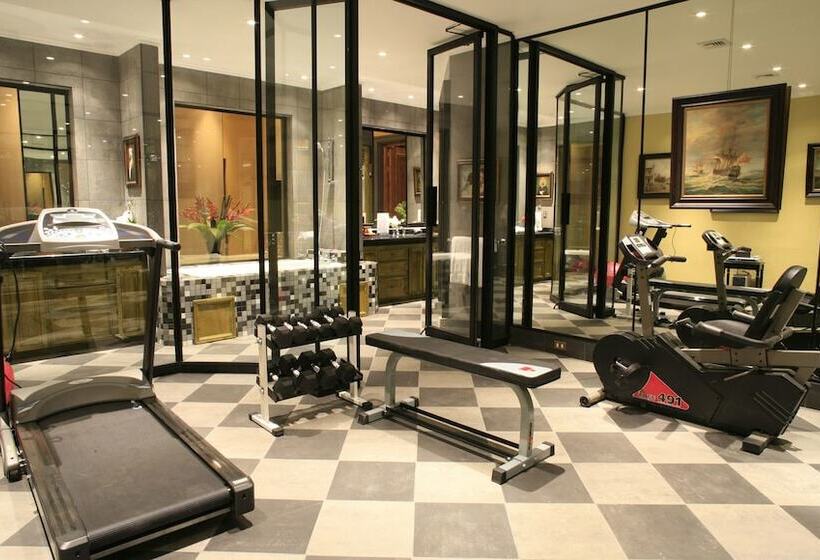 فندق Zephyr Palace Luxury