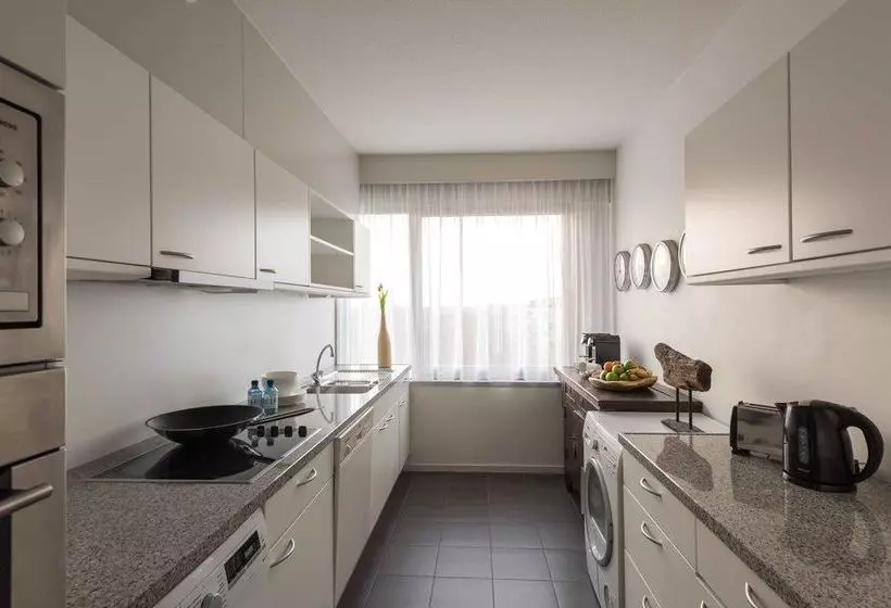 Htel Serviced Apartments Amsterdam Buitenveldert