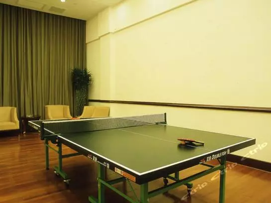 Phoenix Lakeview Resort Hotel