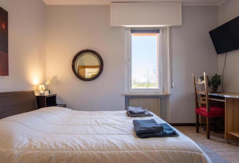 ベッドアンドブレックファースト Agriturismo Da Laura