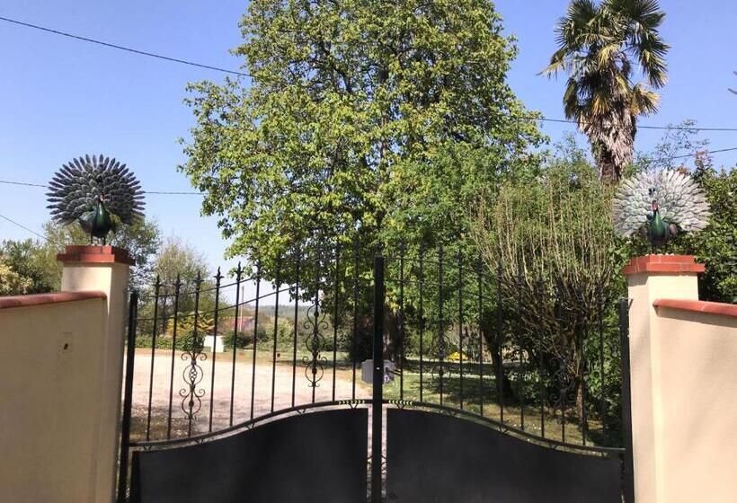 مبيت وإفطار Domaine Pierrot