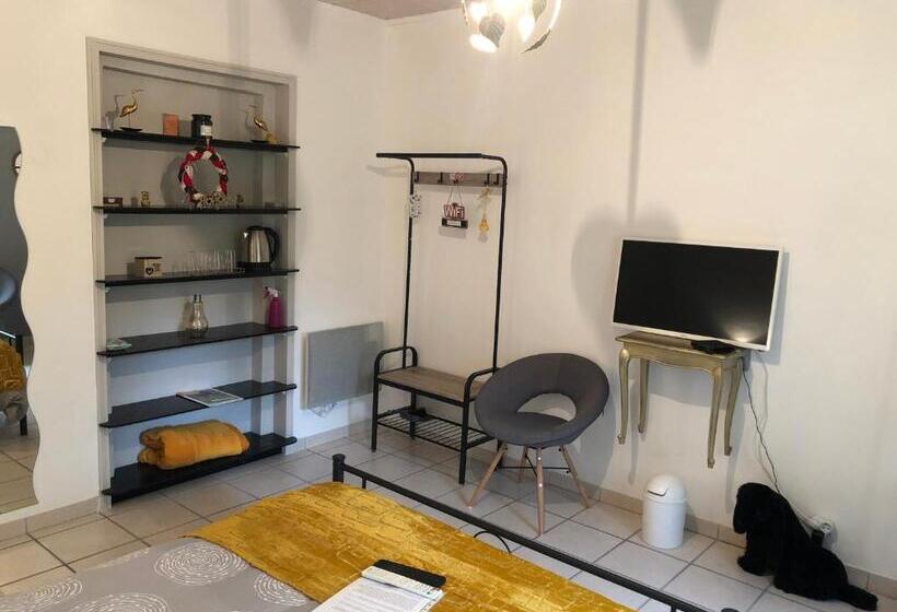 مبيت وإفطار Domaine Pierrot