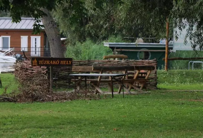 Aamiaismajoitus (B&B) Kormorán Panzió